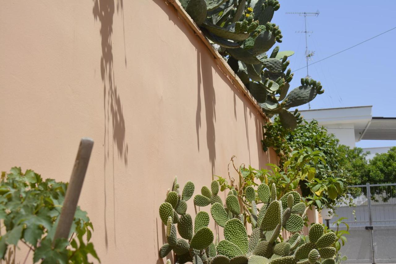 Casa Vacanza Pietro E Nina レッチェ エクステリア 写真