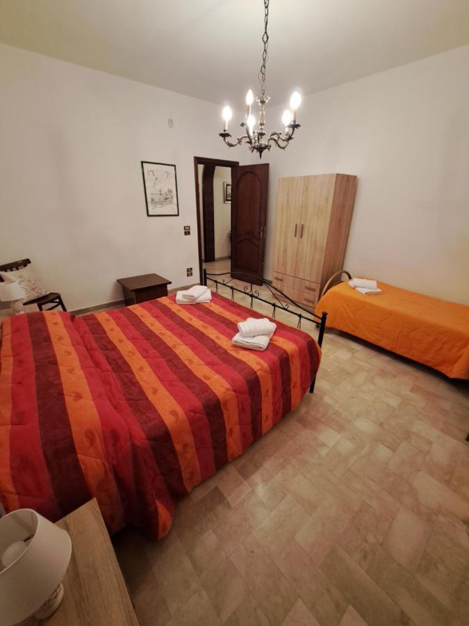 Casa Vacanza Pietro E Nina レッチェ エクステリア 写真