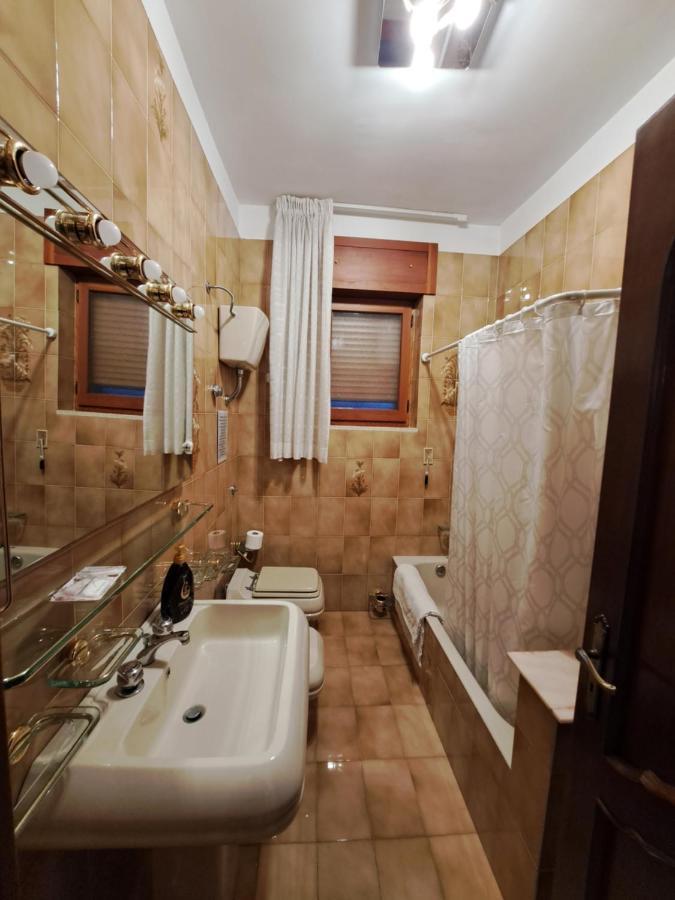 Casa Vacanza Pietro E Nina レッチェ エクステリア 写真